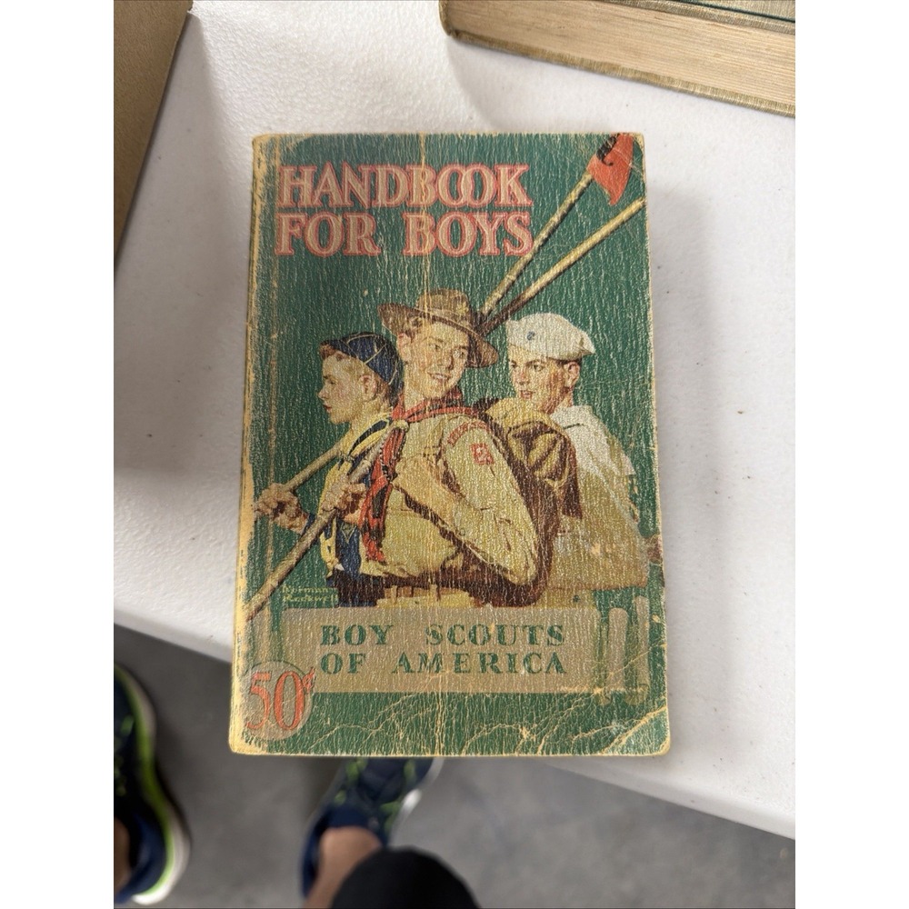 Boy Scouts of America Handbook for Boys - Boy Scouts of America Book